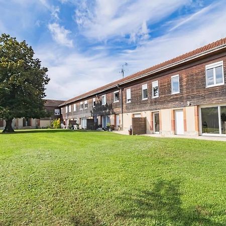 Апартаменты Logis Du Lys Boult-sur-Suippe Экстерьер фото